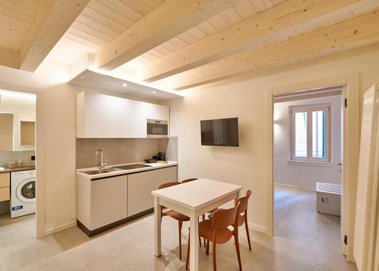 Apartmentsgarda - Residenza Mercanti Extérieur photo